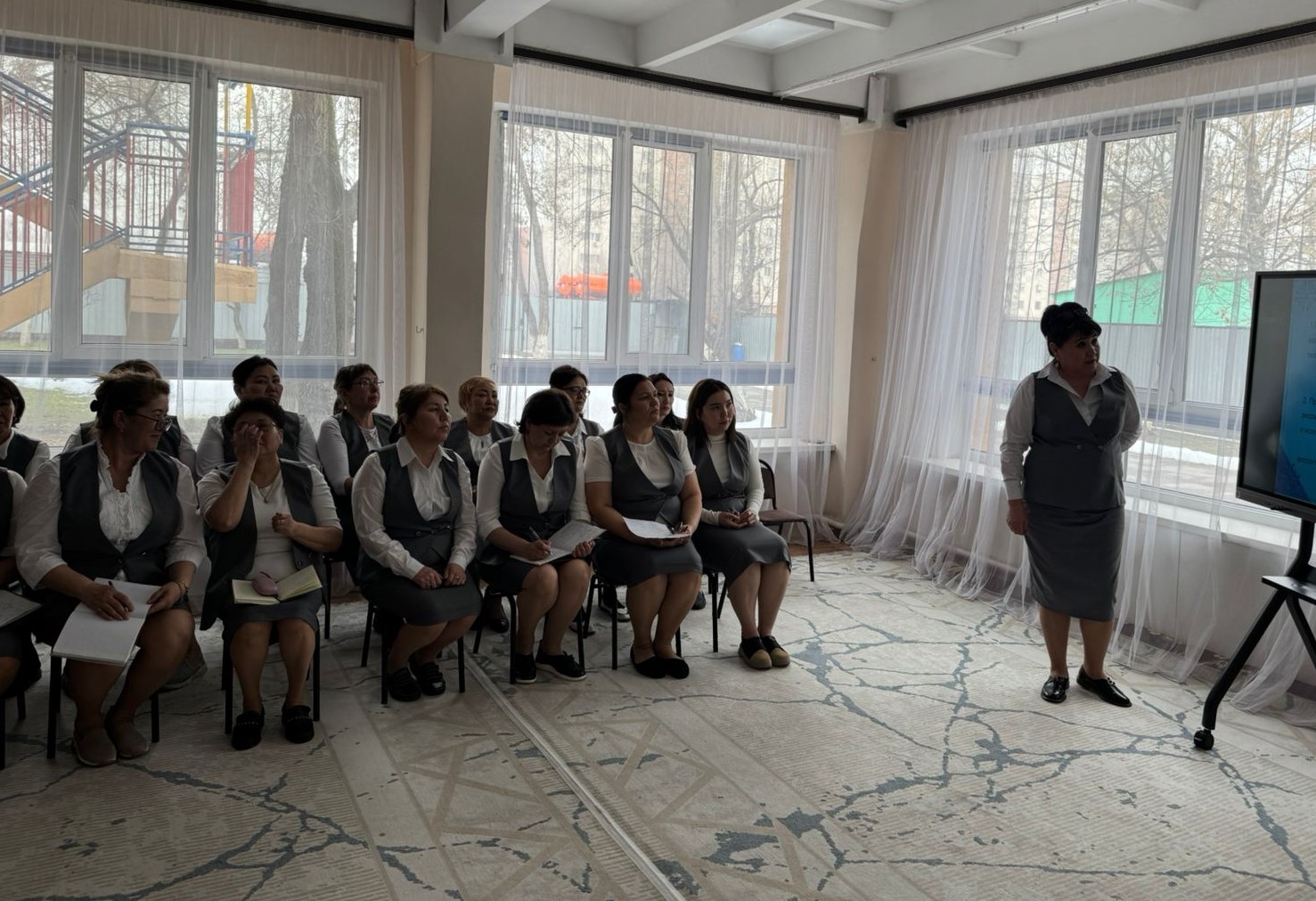 "Педагог және Заң " ақпараттық сағаты